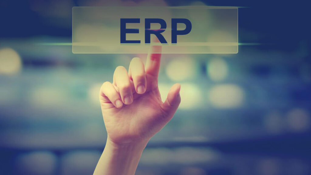 implantação de ERP - mão com o dedo indicador apontando a palavra ERP
